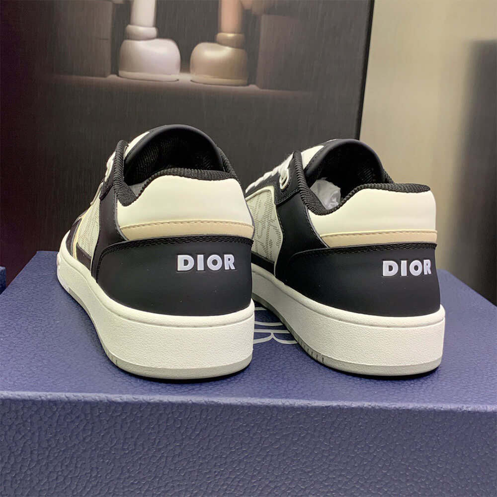 B27 LOW-TOP SNEAKER