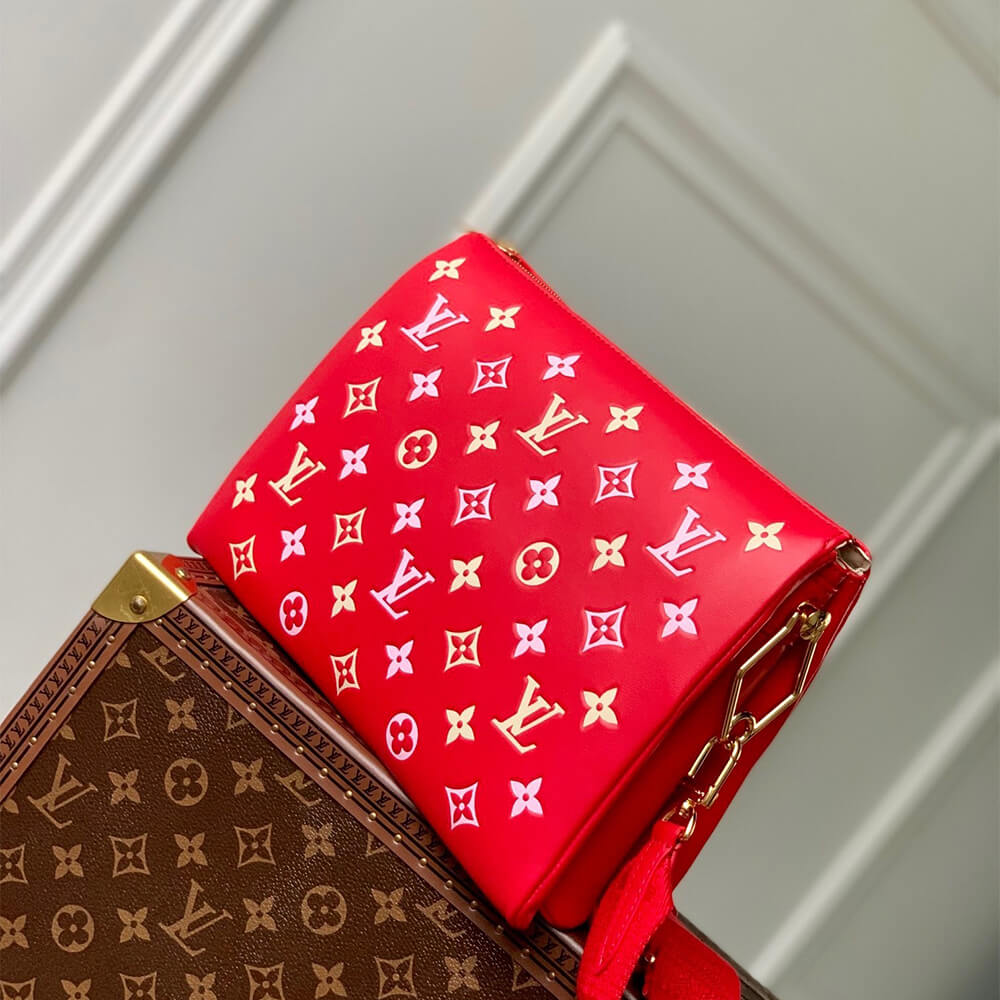 LV Coussin PM
