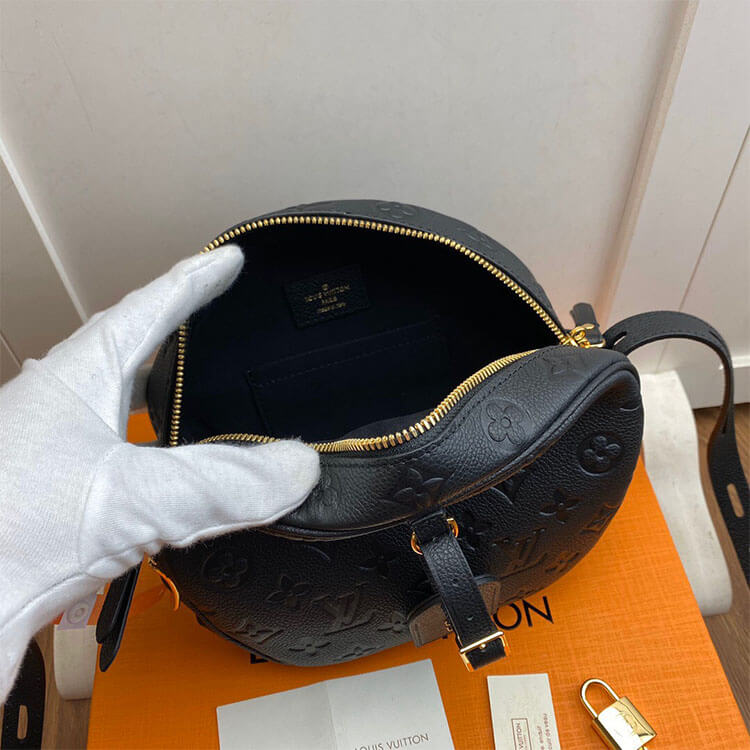 LV Boite Chapeau Souple MM Handbag