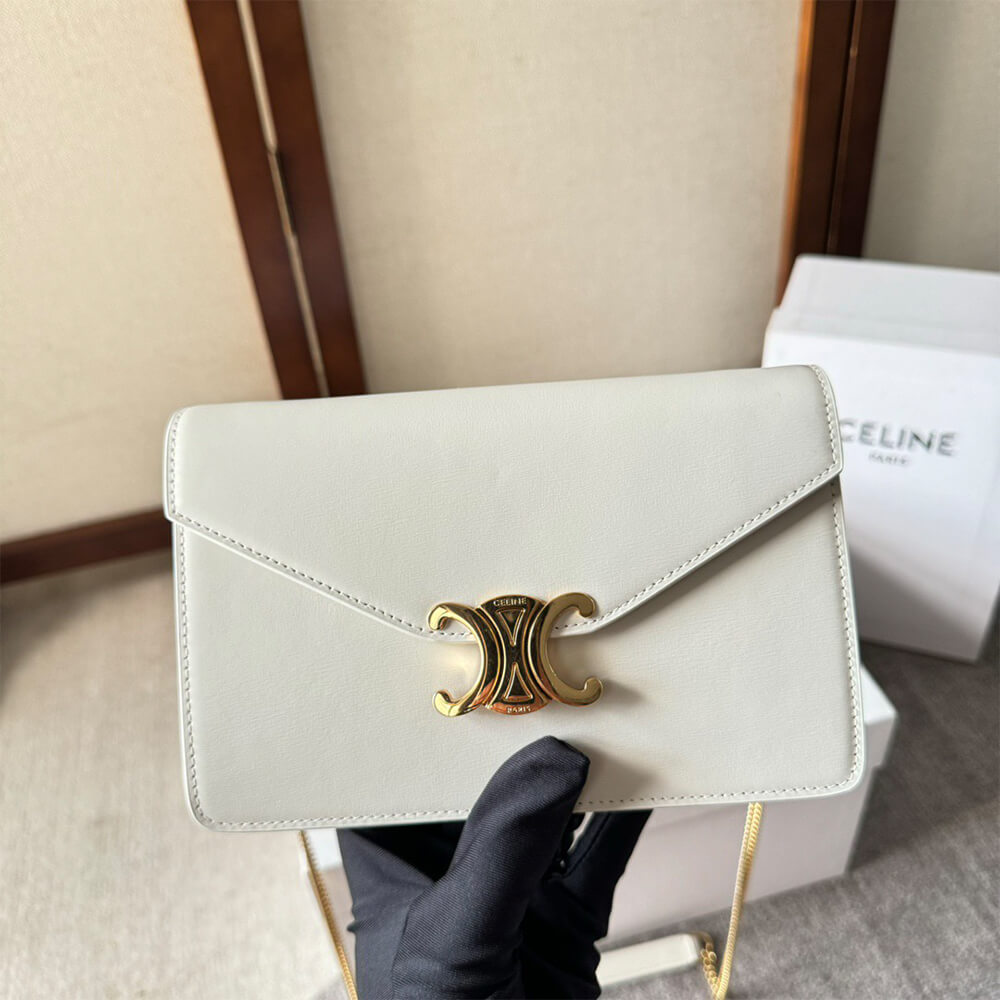 WALLET ON CHAIN MARGO in Shiny calfskin(HIGH-END GRADE)