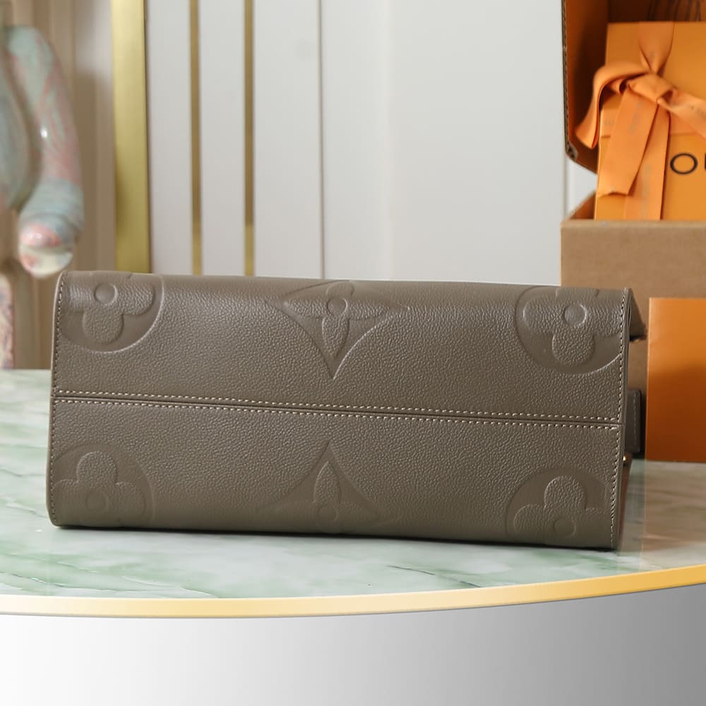 LV Onthego MM